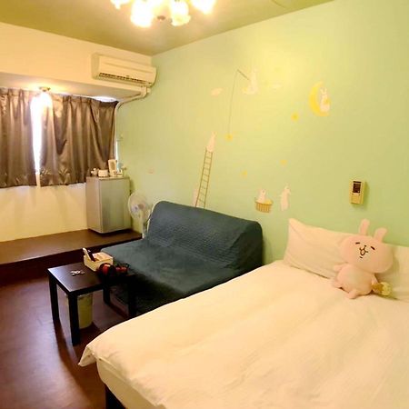 Happines Trip Inn Taichung Buitenkant foto