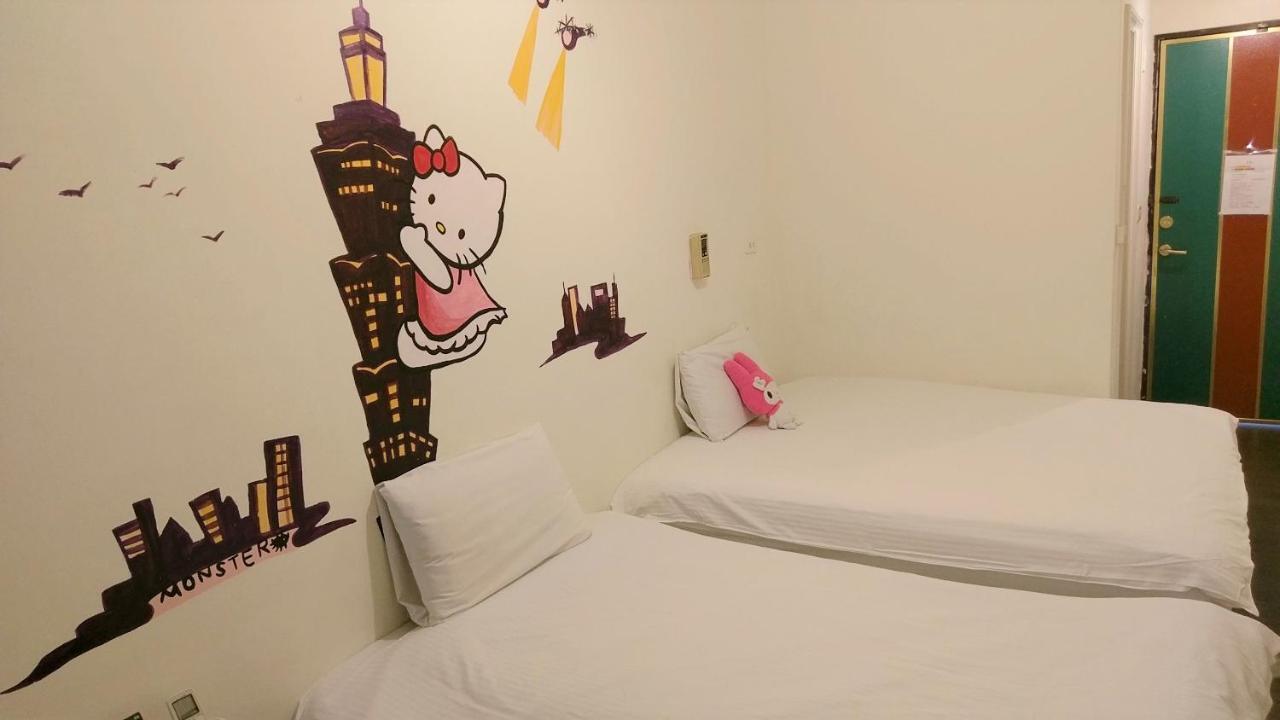Happines Trip Inn Taichung Buitenkant foto